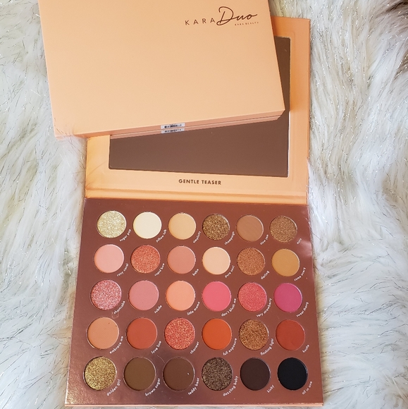 Pro11 Gentle Teaser Eyeshadow Palette from Kara Beauty - Picture 5 of 5